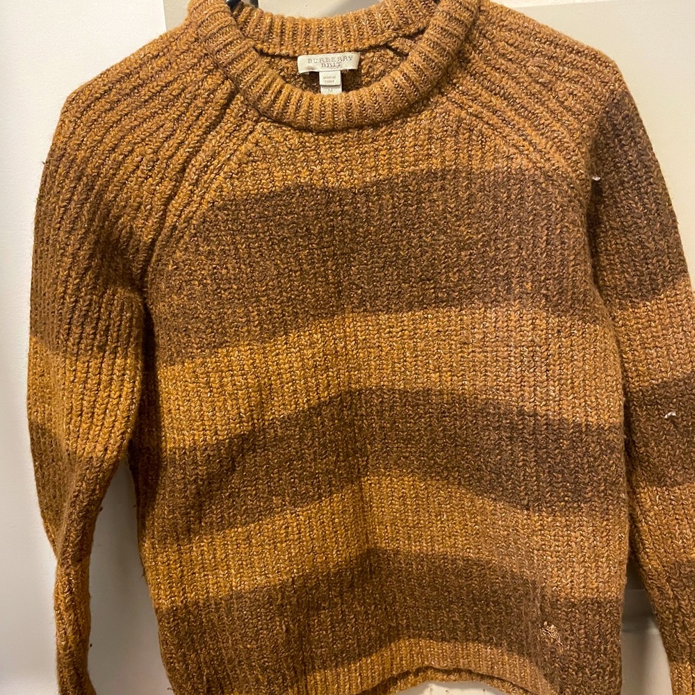 Burberry sweater!